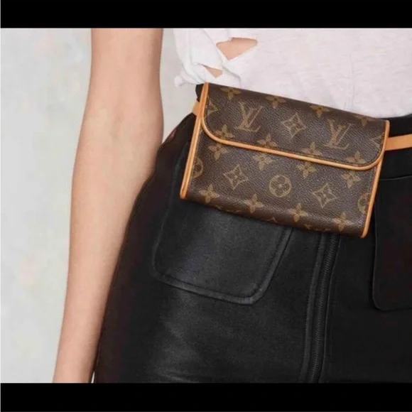 Louis Vuitton Florentine Waist Bag - Picture 8 of 16